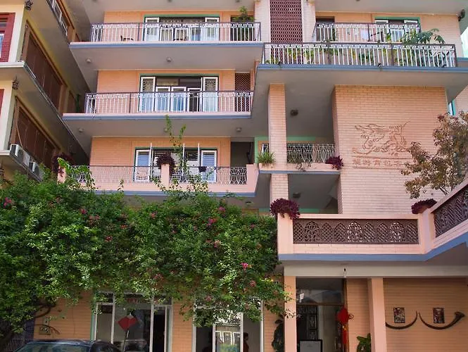 Hotel Nomad 2*