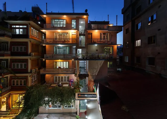 Nomad 2* Kathmandu